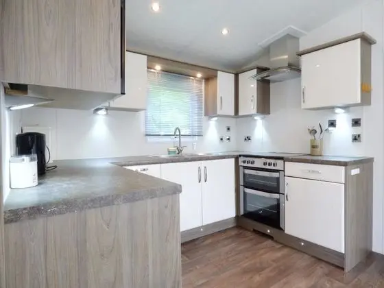 Caravan Hire at Southview Leisure Park - Mutfak