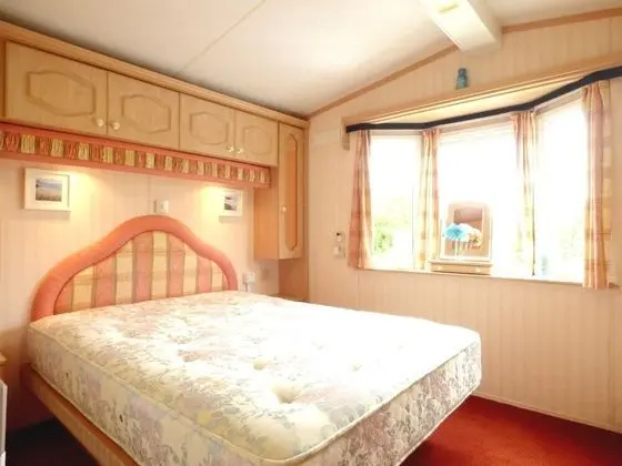 Caravan Hire at Sunnydale Holiday Park - Oda