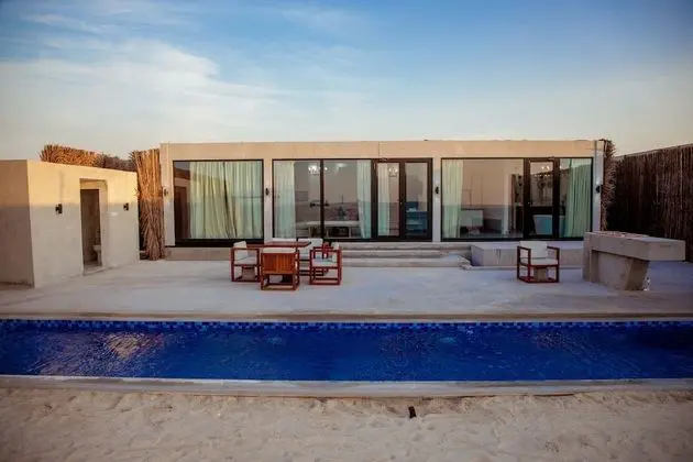 Caravana Beach Resort Al Zorah