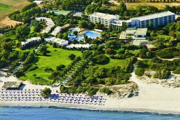 Caravia Beach