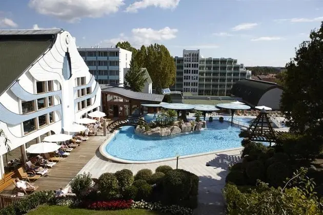 Hotel Carbona
