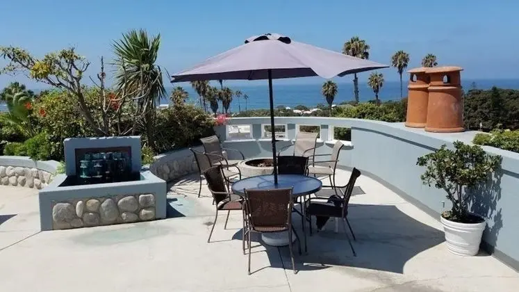 Cardiff By The Sea Lodge