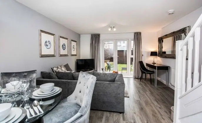 Cardinal Place Vittrum Suites - İç Mekan