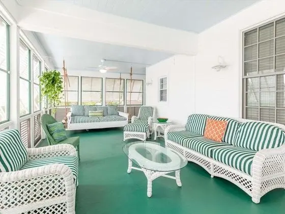 Caretta Beach Cottage