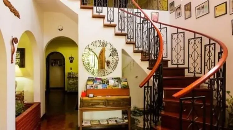 The Cariari Bed and Breakfast - Lobi