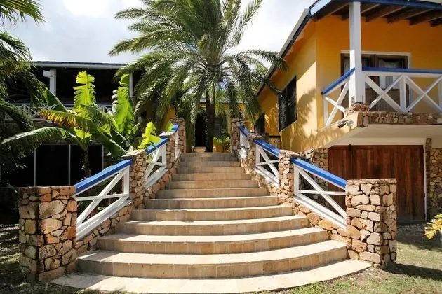 The Carib House 5 Bedrooms And Pool Close To Beach - Dış Mekan