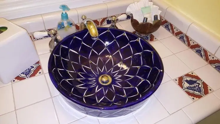 The Caribbean Court Boutique - Genel