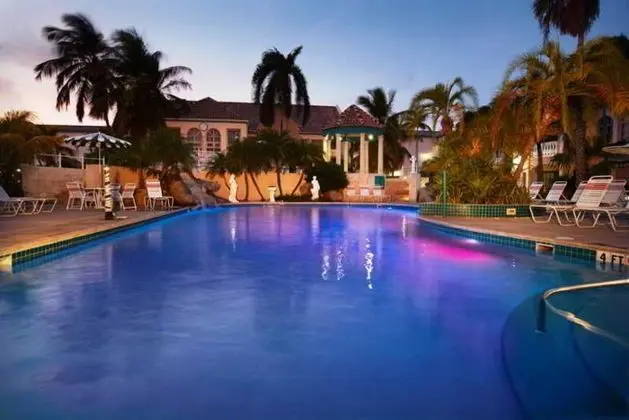 Caribbean Palm Village Resort