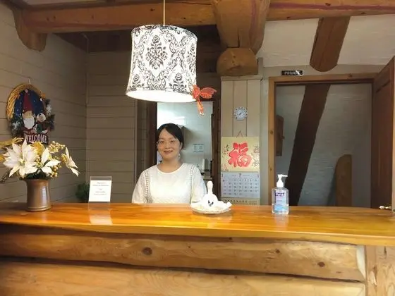 Cariboo Log Guest House - Lobi