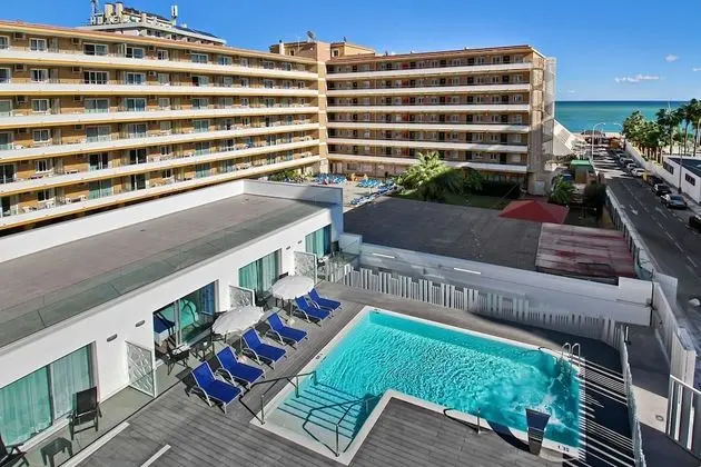 Carihuela Suites - Havuz