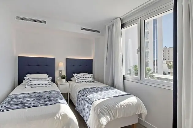 Carihuela Suites - Oda
