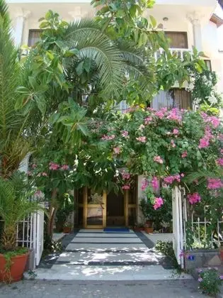 Çarıkçı Hotel
