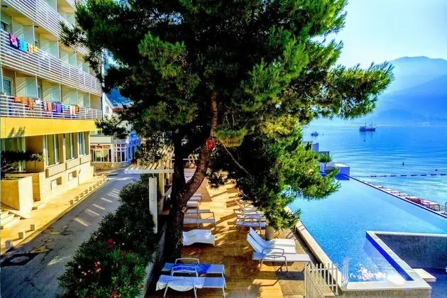 Carine Hotel Delfin - Havuz