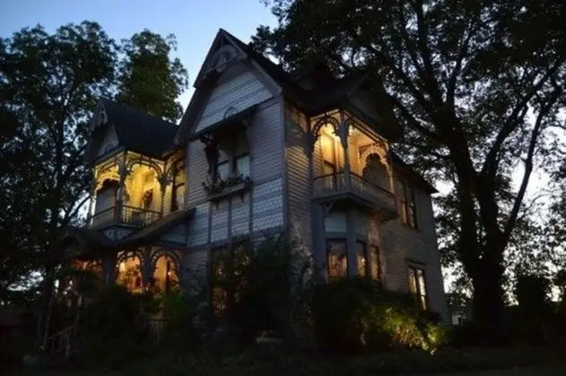The Carleton House