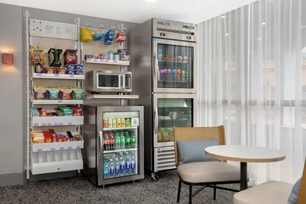 Hotel Carlingview Toronto Airport - Lobi