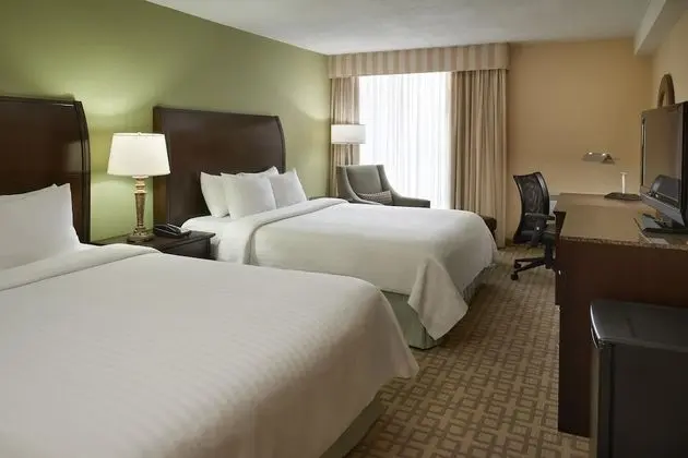 Hotel Carlingview Toronto Airport - Oda