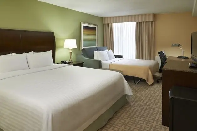 Hotel Carlingview Toronto Airport - Oda Manzaraları