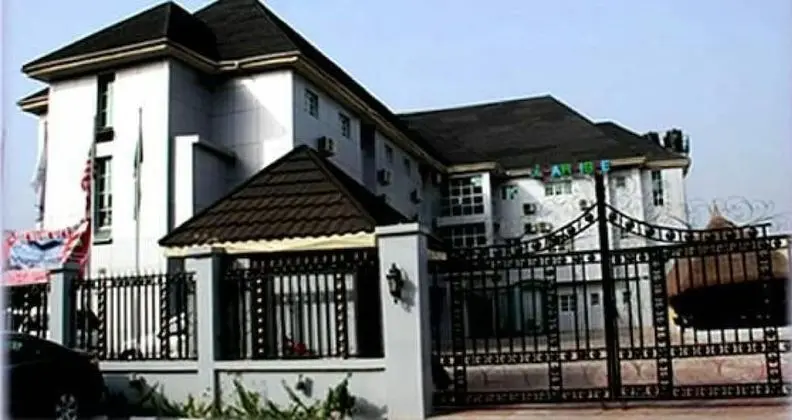 Carlisle Hotel