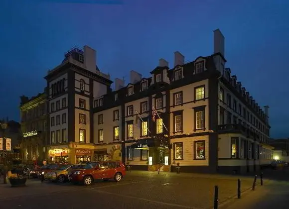 Carlisle Sure Hotel Collection by Best Western