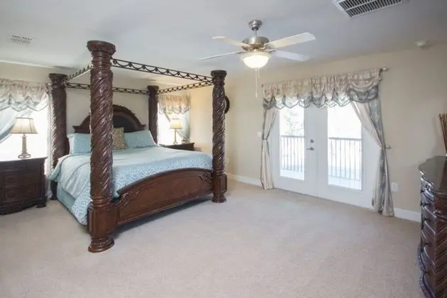 Carl's West Haven Nr Champions Gate 5 Bedroom Home by Redawning - Oda