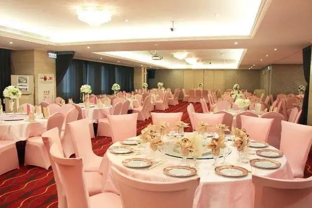 Carlton Hotel Beida