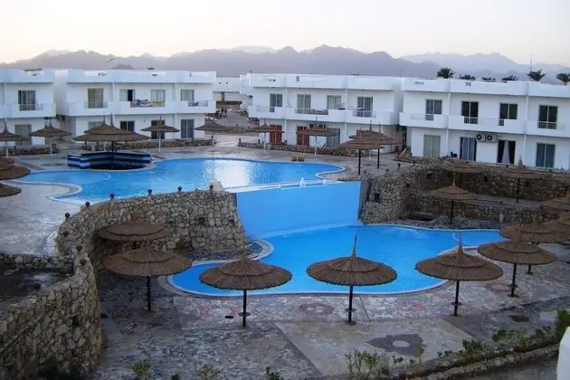 Carlton Deluxe Residences & Apartments - Havuz