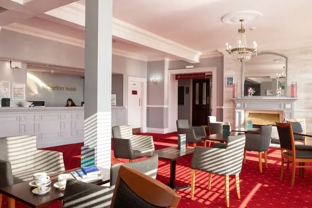 The Carlton Hotel - Lobi