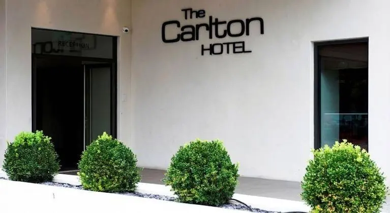 Carlton Hotel