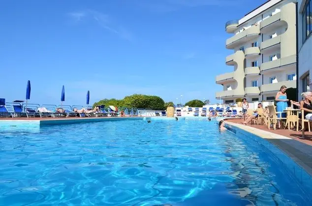Carlton Hotel Riviera