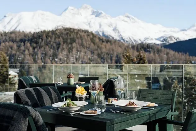 Carlton Hotel St Moritz - Dış Mekan