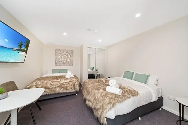 Carlton Suites - Oda