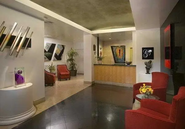 The Carlyle Inn