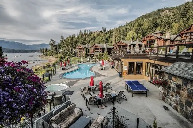 Carmel Beach Private Lodges - Havuz