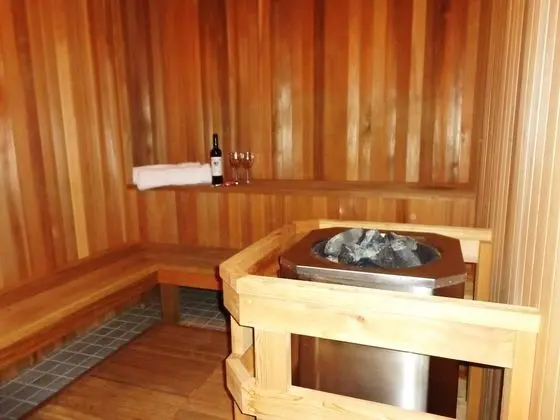 Carmel Beach Private Lodges - Spa