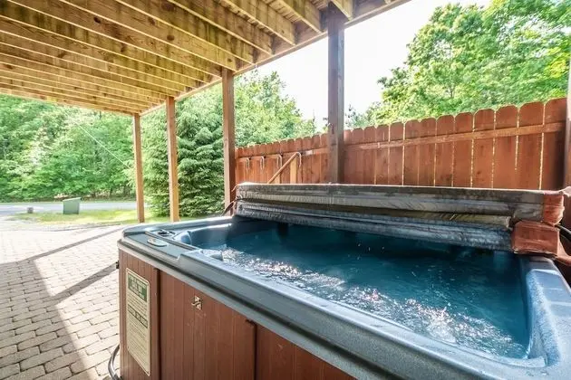 Carmel Sunday - Spa