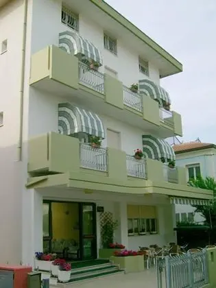 Hotel Carmen Viserba - Dış Mekan