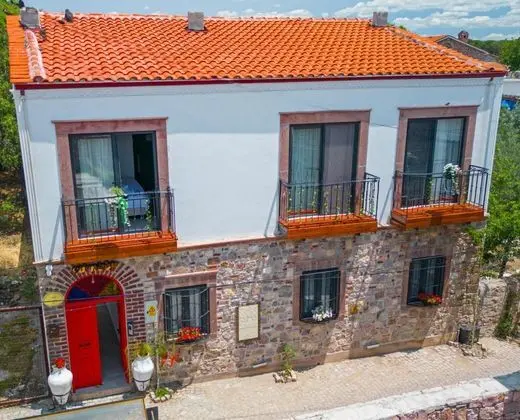 Carnaby Küçükköy Otel