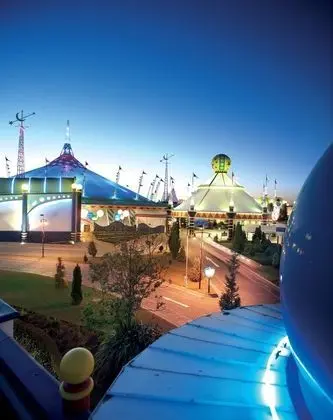Carnival City Hotel - Dış Mekan