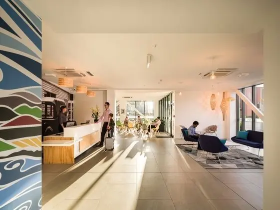 Carnmore Hotel Christchurch - Lobi