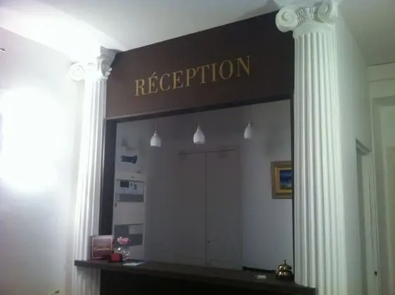 Hotel Carolina - Lobi