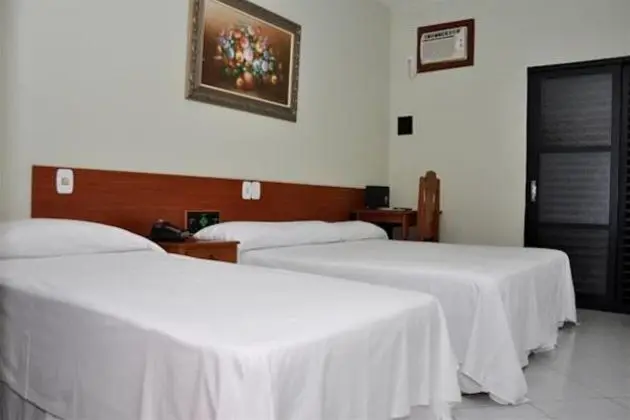 Carolina Plaza Hotel