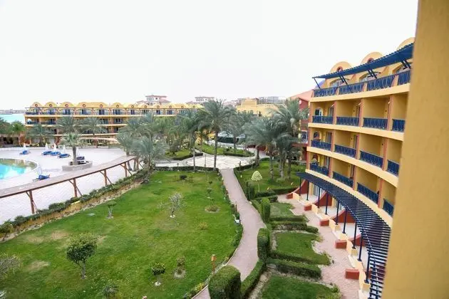 Carols Beau Rivage Hotel - Dış Mekan