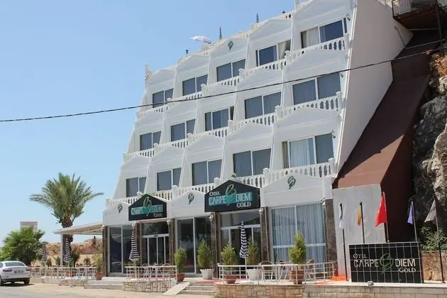 Otel Carpe Diem Gold - Dış Mekan