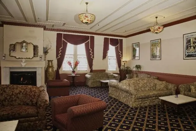 The Carrington Hotel