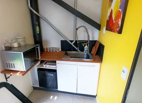 Carters Beach Holiday Studios - Mutfak
