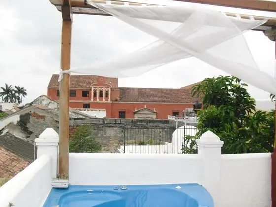 Casa Abril II