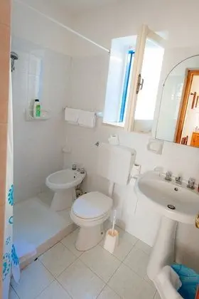 Casa Adolfo Ischia - Banyo Tipleri