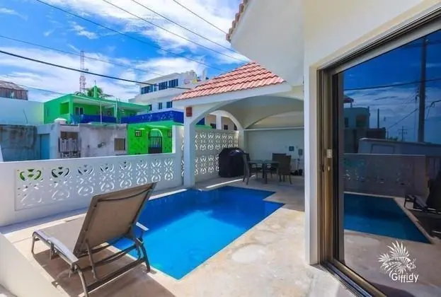 Casa Amor - 3 BD by Skyrun
