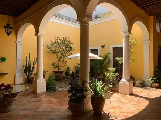 Casa Araiza Centro de Guadalajara - Dış Mekan