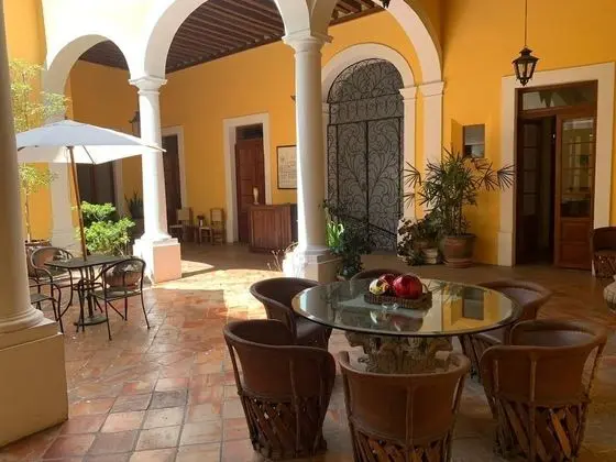 Casa Araiza Centro de Guadalajara - Yerinde Yemek